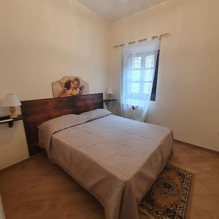B&B Castrum Santopadre Eksteriør bilde